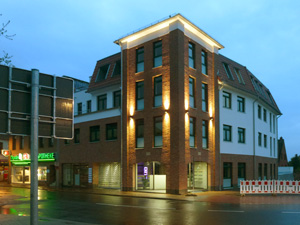 Neu- & Anbau Geschäfts- & Ärztehaus Verden